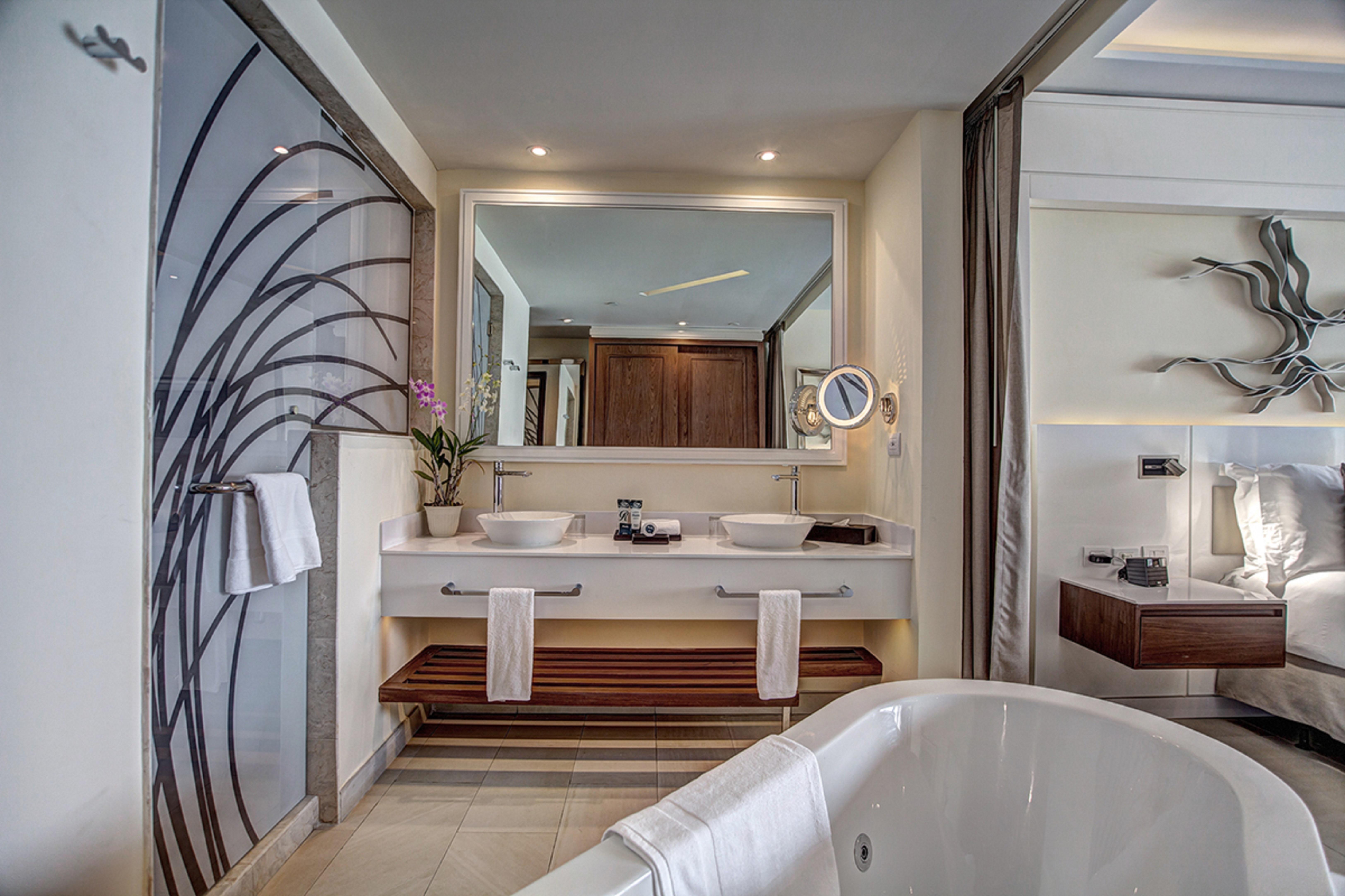 แกรนด์ ลิโด เนกริล โอ นาตูเรล รีสอร์ต - ออล อินคลูซีฟ Hotel ภายนอก รูปภาพ